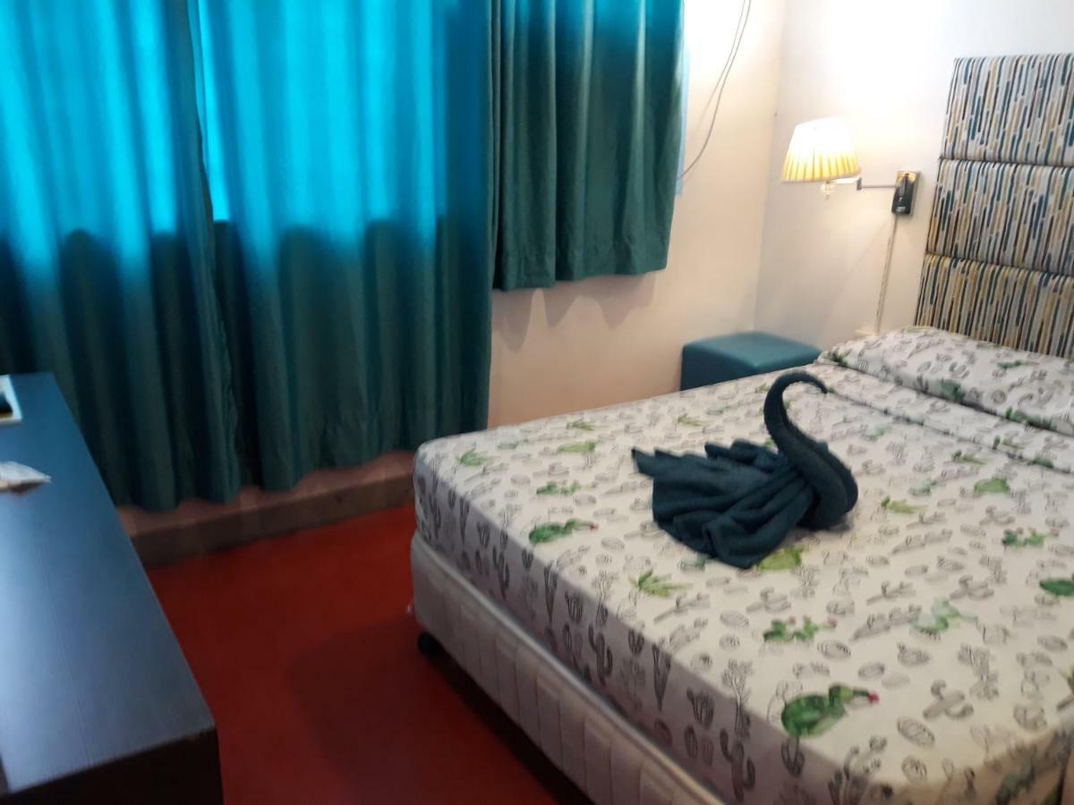 Naps & Maps Hostel Cebu Zewnętrze zdjęcie
